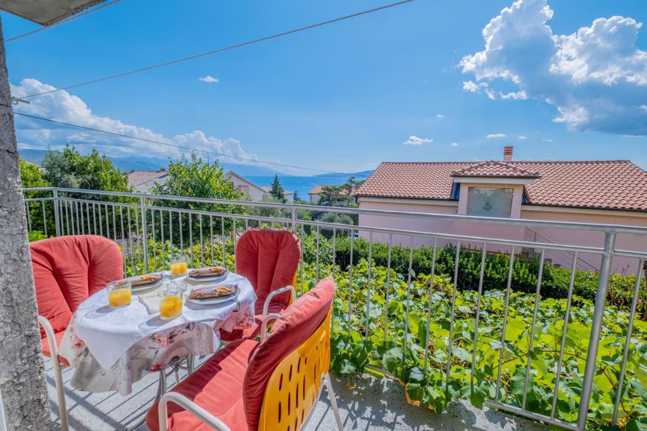 Cozy With Sea View * Novi Vinodolski