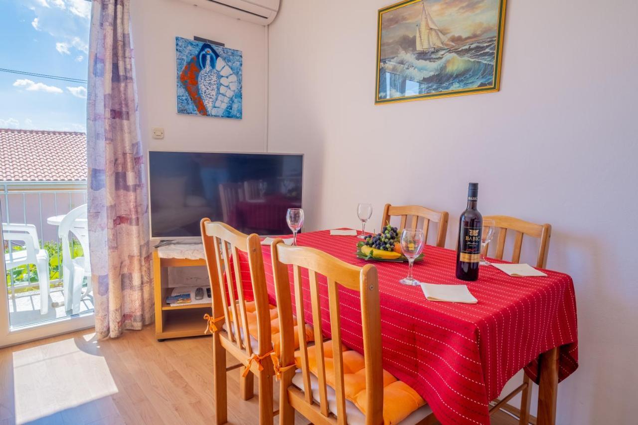 Cozy With Sea View Novi Vinodolski